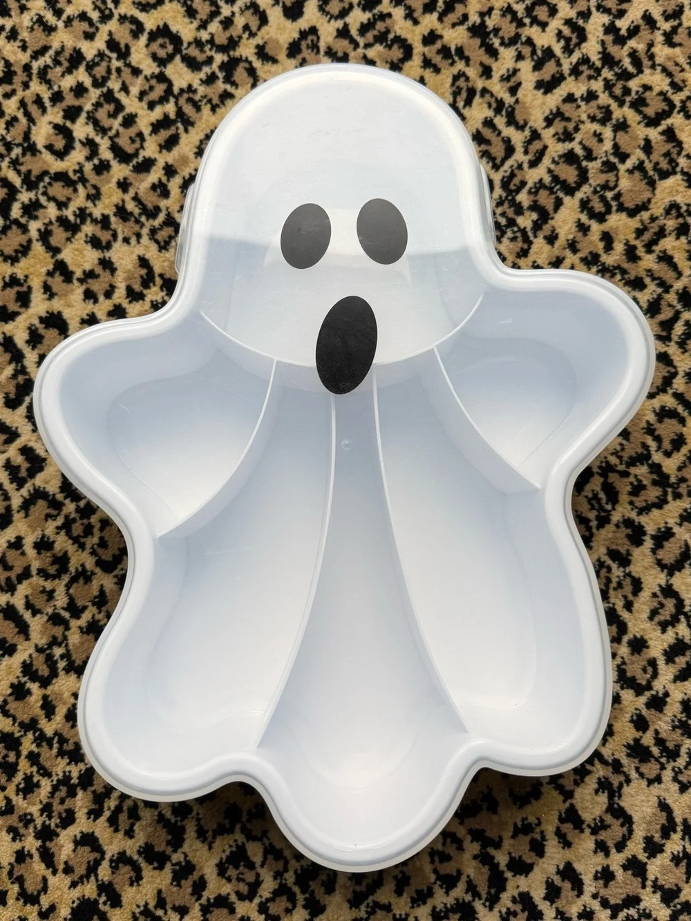 Ghost snack box (NWT)